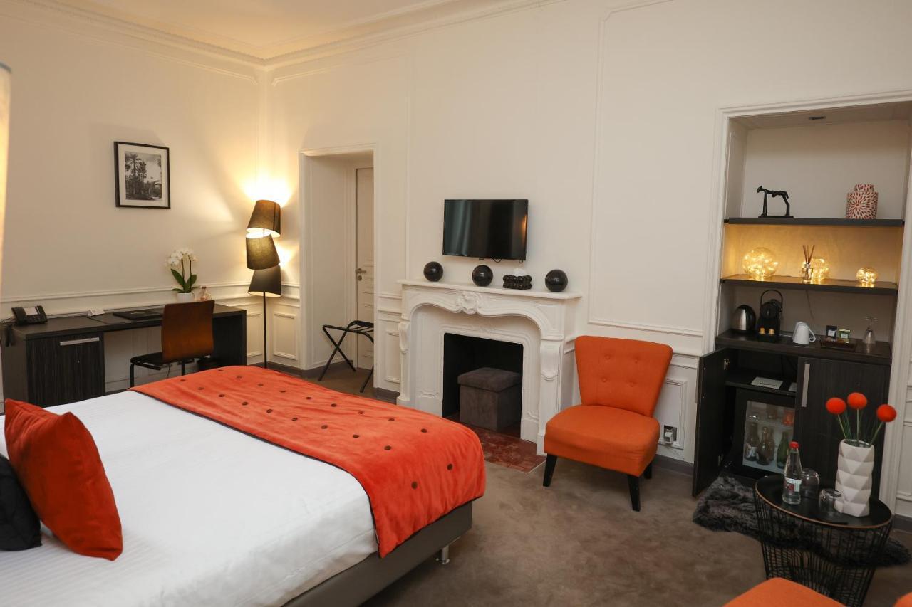 Château De Lacan Hotel